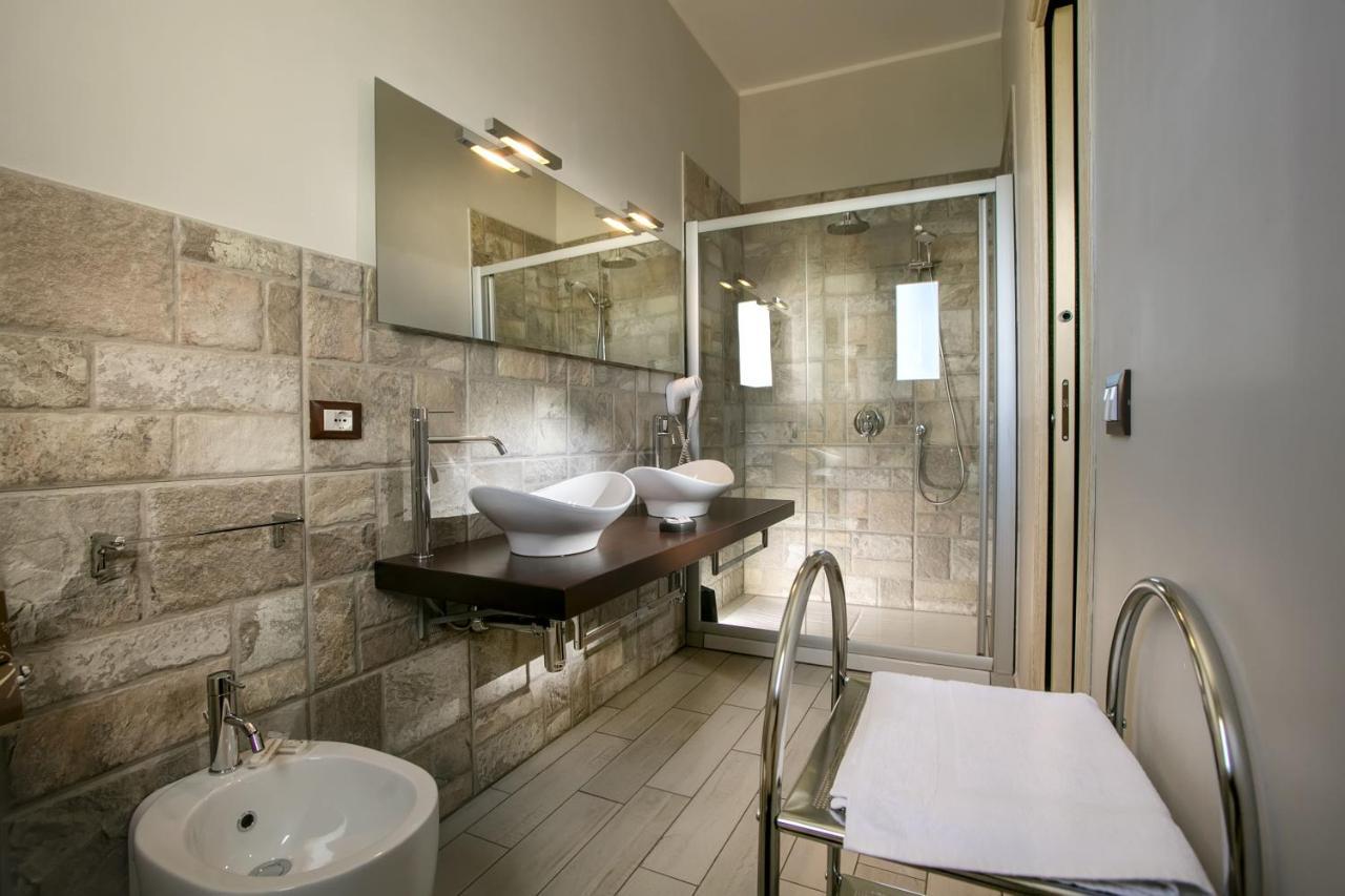 Deluxe Quadruple Room,370851637:JPEG